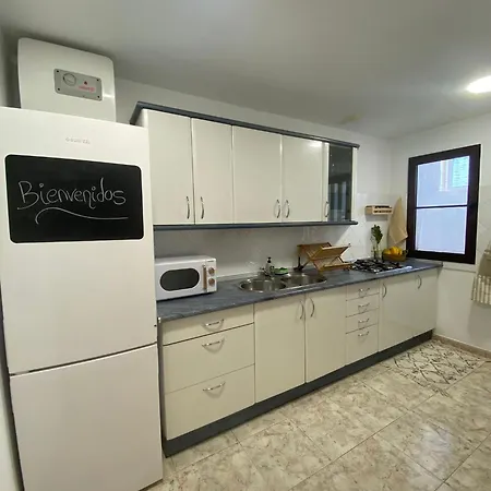 Vivienda Con Vistas Al Mar, Cerca De La Playa Y 3 Bedrooms Apartment